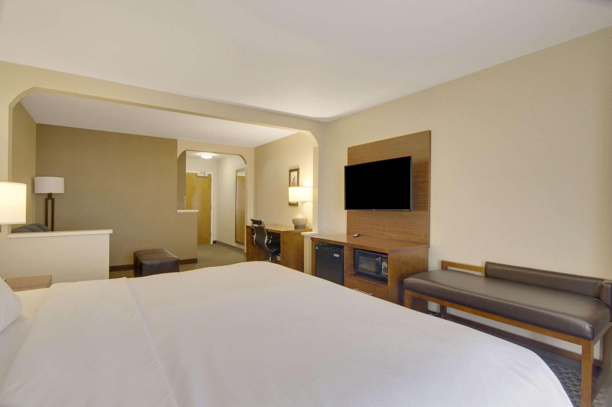 Comfort Inn Airport Roanoke Extérieur photo