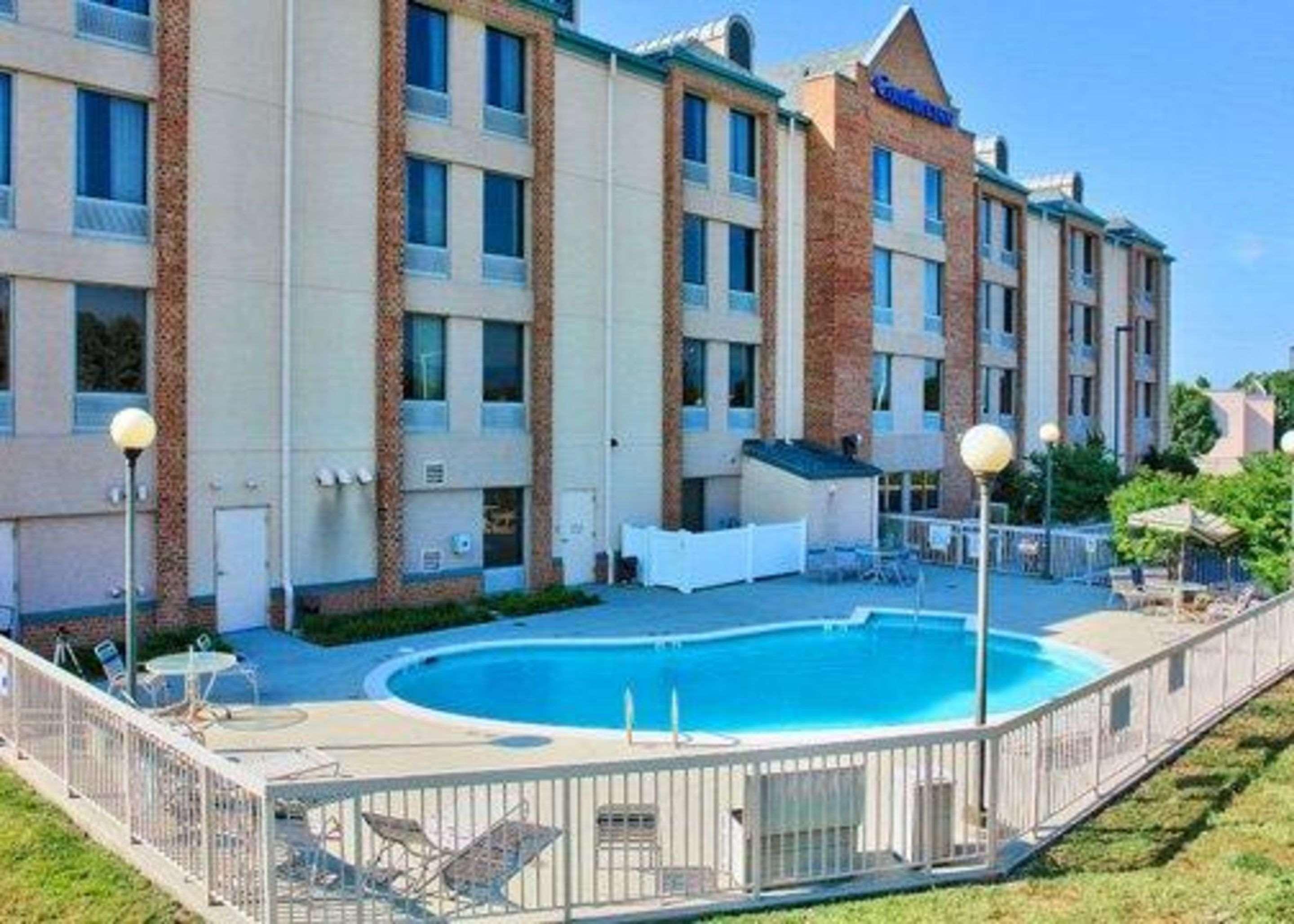 Comfort Inn Airport Roanoke Extérieur photo